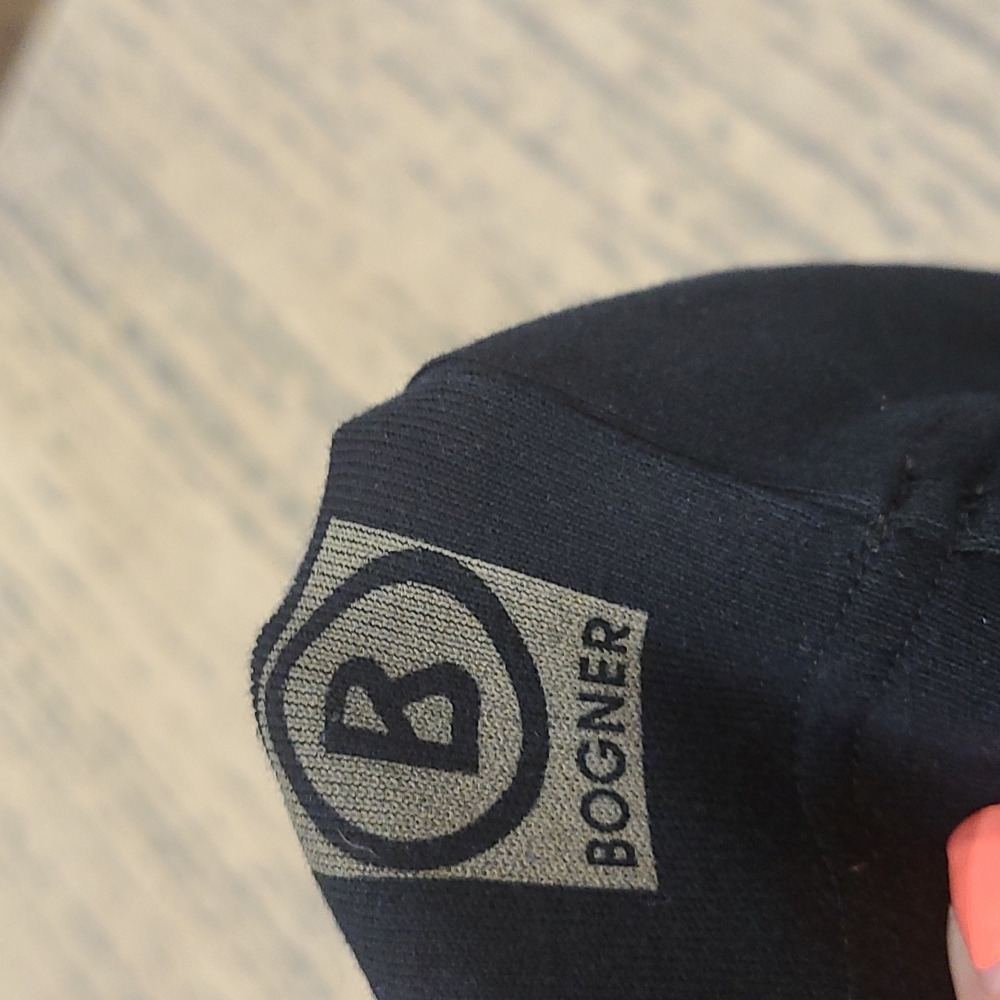 Bogner V-Neck T-Shirt Black Short Sleeve - Size 40 / US Large - Tee, Logo, - Picture 5 of 8